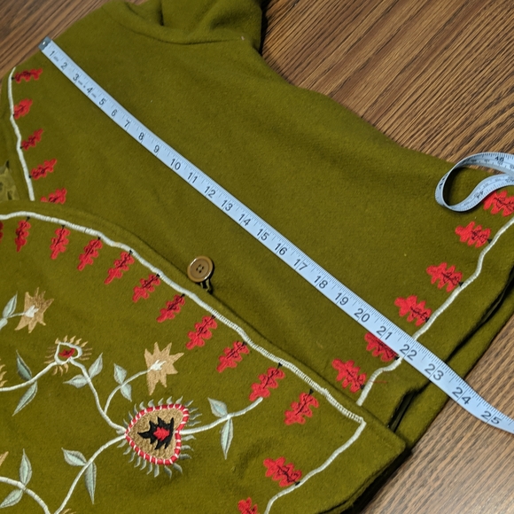 Vintage Wool Blend Embroidered Coat Large Terry K Floral Green Red - Picture 8 of 16